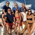 Maria Elena Boschi, la foto in yacht a Ischia scatena gli haters (e viene rimossa)