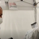 Napoli, infermieri simulavano inoculazione vaccino a no-vax: arrestati