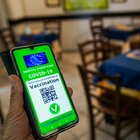 Green Pass falsi a 100 euro sul web