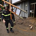 Maltempo, frana travolge una casa nel Genovese: famiglia di 6 persone salvata dai pompieri