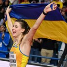 Mondiali salto in alto, trionfa l'ucraina Mahuchikh. Lacrime e gioia: che emozione a Belgrado
