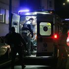 Milano, ragazzo ucciso con una coltellata dopo una lite sul bus. È caccia all'uomo