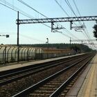 Due ragazzi investiti e uccisi da un treno: la tragedia sulla linea Milano-Pavia
