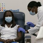 Vaccino, a New York un terzo dei sanitari rifiuta il siero anti-Covid