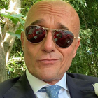 Grande Fratello Vip 2020, Alfonso Signorini "risponde" a Cristiano Malgioglio: «Non amo certi stereotipi, non ho voluto gay con paillettes e lustrini»