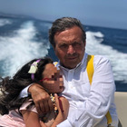 Piero Chiambretti, cuore di papà: vacanze in relax con la figlia Margherita. «Lei mi aiuta col mio programma»