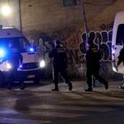 Poliziotto accoltellato a morte a Bruxelles, ipotesi attacco terroristico. Aggressore avrebbe urlato «Allah Akbar»