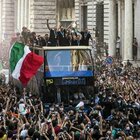 Roma, focolai Covid e variante “azzurra”: positivi in aumento nel Lazio. L'Oms: «Pagheremo caro quei festeggiamenti»