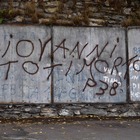 «Giovanni Toti morto», a Genova scritte choc e minacce di morte firmate 'P38'
