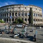 Monopattini a Roma, le nuove regole: dai limiti di velocità all'obbligo di targa, tutto quello che c'è da sapere