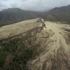 Vulcano Semeru, le vittime salgono a 13: centinaia di evacuati e feriti. Il Paese in ginocchio FOTO