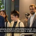 Amanda Knox atterra a Linate con il fidanzato e la madre