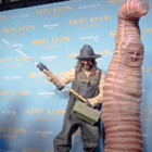 Heidi Klum, incredibile trasformazione per Halloween: il costume da verme gigante è il più folle che mai