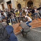 Manifestazione No Green Pass tafferugli con la Polizia (foto Daniele Leone/Ag.Toiati)