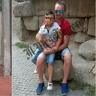 Papà uccide il figlio di dieci anni in casa a Viterbo: arrestato per l'omicidio. Era uscito da un Covid hotel a Roma
