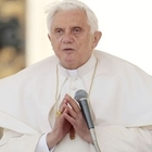 Coronavirus, Ratzinger a rischio contagio: più controlli Vaticano sulla sua residenza