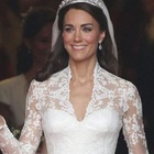 Kate Middleton, l'incredibile cifra spesa per la manicure il giorno delle nozze: il prezzo dello smalto