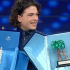Sanremo 2020, Leo Gassmann vince nella sezione nuove proposte. Poi il messaggio di papà Alessandro
