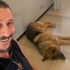 Luca Bizzarri e il suo cane (pigro) Smog: «Le soddisfazioni che mi dà quest'animale»