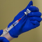 Vaccini, stop alle consegne di AstraZeneca e J&J: l'Italia ora punta su Pfizer e Moderna