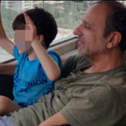 Eitan, arrestato l'uomo che aiutò il nonno a rapirlo: lo prelevò a casa della zia paterna