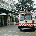 Il pronto soccorso è chiuso per sanificazione Covid: paziente in attesa muore stroncato da infarto