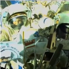 Samantha Cristoforetti, missione compiuta: prima storica passeggiata spaziale per un'europea. Video. Foto. Dal pannolone alla polvere d'oro: la tuta Orlan