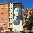 Ramazzotti, la sua periferia gli dedica un murale. Augusto, suo amico di infanzia a Leggo: «Eros ha fatto tanto per noi»