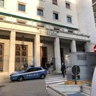 Sparatoria dentro la questura di Trieste: morti due agenti di polizia