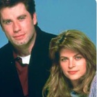 John Travolta, doppio lutto in pochi mesi: Kirstie Alley e Olivia Newton-John, l'amore nato sul set e l'amica di una vita