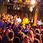 Focolaio a Pordenone, 50 contagiati alla maxi-festa in discoteca. Il governatore del Friuli: «Bisogna vaccinare»