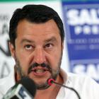 Matteo Salvini, prove di spallata al Senato: caccia a 7 grillini, poi governissimo