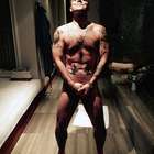 Robbie Williams si mette a nudo per il compleanno (Facebook)