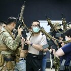 Taiwan, civili si addestrano all'uso delle armi