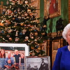 Regina Elisabetta, il rito segreto a Natale scoperto solo ora: cosa faceva (di nascosto) con Filippo