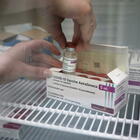 Vaccino AstraZeneca, alle 16 la conferenza stampa dell'Ema sulle nuove indicazioni