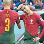 Il Portogallo stravince senza Ronaldo, lui esce dal campo e non festeggia. Pepe: «Conta solo la squadra»