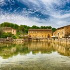 In Toscana puoi fare il bagno "lontano dal mare": ecco dove