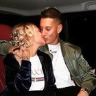 Grande Fratello Vip, Giulia Provvedi bacia il suo Gollini: la foto su Instagram (senza commenti)