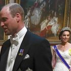 Crisi tra William e Kate? I tabloid: «La duchessa di Cambridge si è tolta la fede»