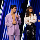 X Factor 2022: Dargen gela Fedez «Sei il re della monotonia». Ambra perde il primo live