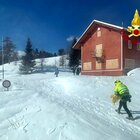 Bufera di neve colpisce 15 boy scout sull'Appennino: tre ragazze finiscono in ipotermia. Gestore rifugio: «Li avevo avvertiti»
