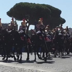 Festa della Repubblica. Corazzieri a cavallo sfilano su via dei Fori Imperiali