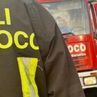 Scoppia un incendio in una chiesa a Firenze: intossicato il parroco