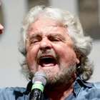 Governo, Beppe Grillo: «Dio mi ha detto, lasciali alla loro Babele»