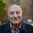 Raffaele La Capria, morto lo scrittore con Napoli nell'anima: aveva 99 anni