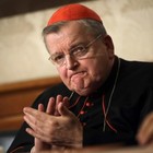 Il cardinale Burke non molla: «il Papa deve rispondere ai Dubia, deve dire solo si o no»