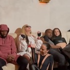 Madonna, Kanye West e Julia Fox ascoltano insieme Drake: il video sui social infiamma il web