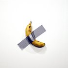La banana di Maurizio Cattelan comprata per 120mila dollari