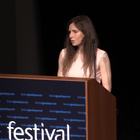 Amanda Knox si commuove al Festival della Giustizia: «Onorata di essere qui»